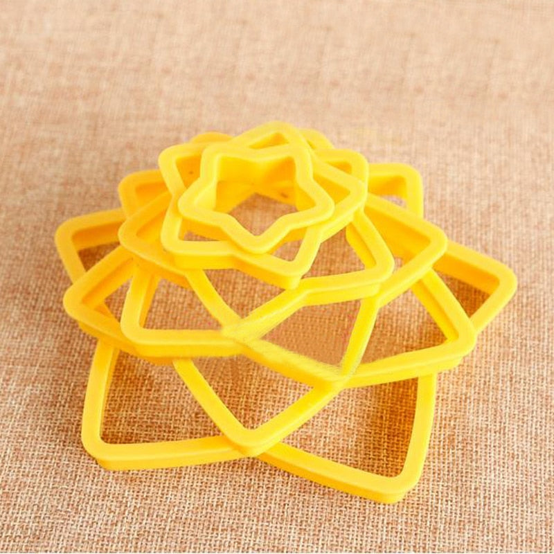 6Pcs/set Christmas Tree Cookie Cutter Stars Shape Fondant Cake Biscuit Cutter Mold 3D Cake Decorating Tools baking tool